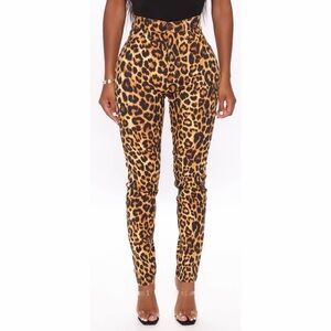 Leopard Print Skinny Jeans